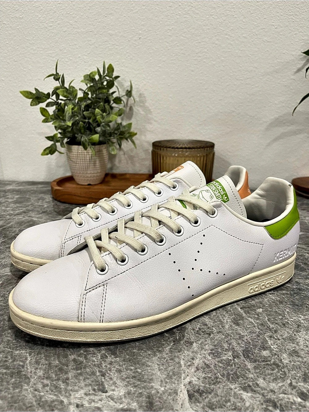adidas Disney x adidas Stan Smith 'Miss Piggy & Kermit' Size 11.5